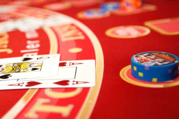 Carnival ships feature Classic Blackjack, plus fun new twists like Fun 21 and Face-Up Blackjack. With low buy-ins, hit the table and try your hand at big payouts.
Cost: $
Restriction: 18+