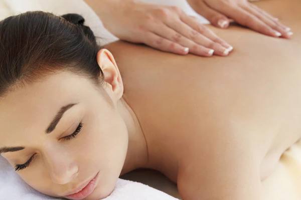 Unwind at the onboard spa with expert, hands-on massages—choose seaweed detox, energizing herbal poultice, bamboo for deep-tissue relief, or hot stones for sublime relaxation, all enhanced by specialized techniques.
Cost: $
Restriction: 18+