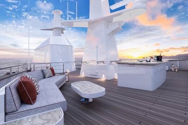 Lounge in comfort, savor signature cocktails and tropical refreshments, and bask in panoramic views of the Indian Ocean as Aqua Lares sails across the Seychelles and Zanzibar archipelagos — an idyllic gathering spot for golden-hour drinks and intimate starlit conversations.