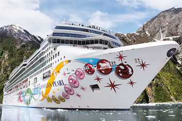 Cruise with Norwegian Pearl